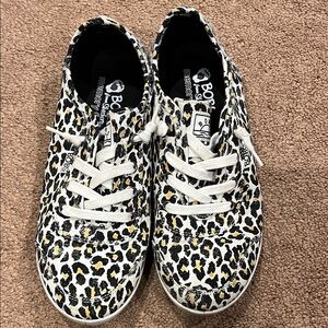 Skechers Leopard Print Sneakers - Black, White, Gold size 8